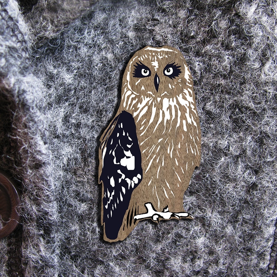 J2WILDER8brooch-Owl-brooch-on-jacket-square-web